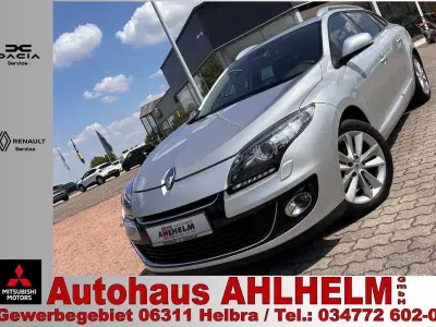 Gebraucht Renault Mégane III Luxe 140 PS (102 kW) 2012 Silber Limousine