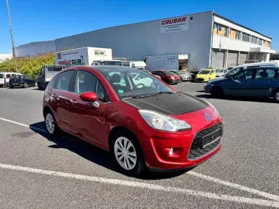Gebraucht Citroën C3 SELECTION 73 PS (53 kW) 2011 Rot Limousine
