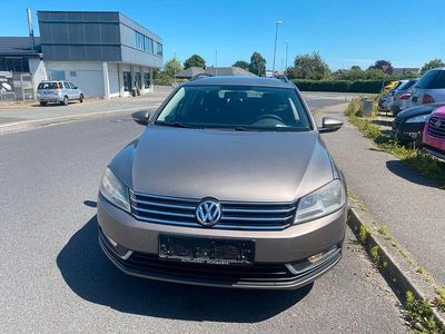 Usata VW Passat Trendline 122 CV (89 kW) 2011 Marrone Station wagon