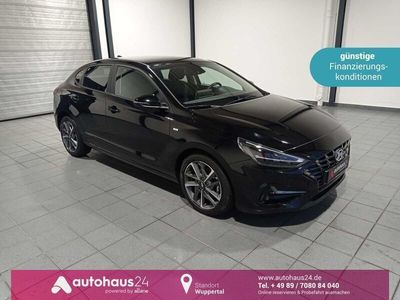 gebraucht Hyundai i30 Fastback 1.5T-GDI Ed.30+ Mild-Hybrid Navi