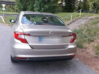 Gebraucht Fiat Tipo 95 PS (69 kW) 2017 Beige Limousine