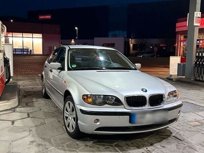 gebraucht BMW 318 E46 i Limousine LESEN!