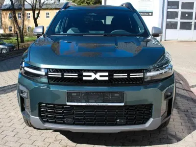 Nouă Dacia Bigster Journey 109 CP (80 kW) 2026 Verde SUV