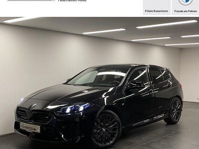 Saphirschwarz Gebraucht 2025 BMW M135 Efficient Dynamics Kleinwagen | 47.450 € (Guter Preis)