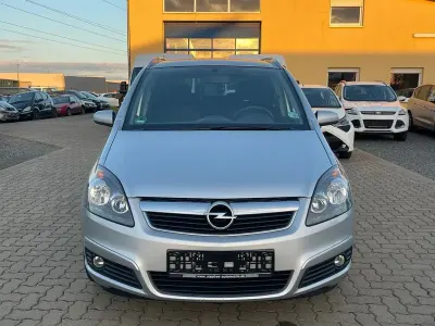 Gebraucht Opel Zafira Edition 105 PS (77 kW) 2005 Silber Van / Kleinbus