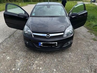 Opel Astra GTC