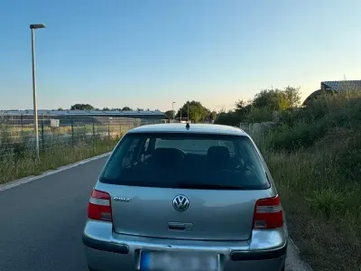 Gebraucht VW Golf IV 75 PS (55 kW) 2003 Grau Limousine