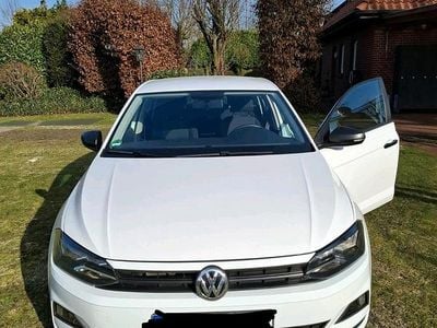 Usata VW Polo 65 CV (47 kW) 2018 Bianco Utilitaria