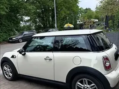 Brugt Mini ONE 75 HK (55 kW) 2010 Hvid Hatchback