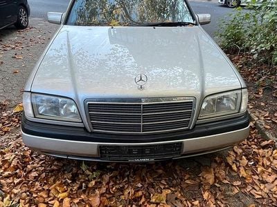 Mercedes C180
