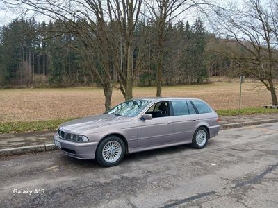 BMW 525