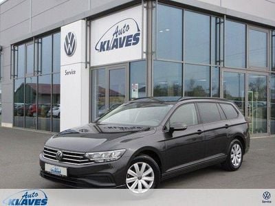 Usata VW Passat 122 CV (89 kW) 2023 Grigio Station wagon