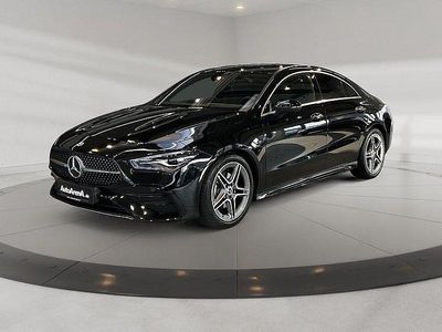 Gebraucht Mercedes CLA180 AMG 136 PS (100 kW) 2025 Metalliclack kosmosschwarz Limousine