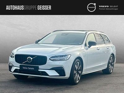 Neu Volvo V90 Ultra 349 PS (256 kW) 2025 Crystal weiß perleffekt Kombi