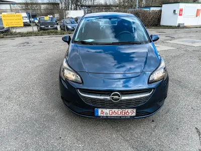 Usado Opel Corsa Selection 90 HP (66 kW) 2016 Azul Citadino