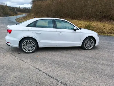 Gebraucht Audi A3 184 PS (135 kW) 2019 Weiß Limousine