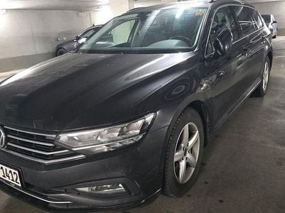 Gebraucht VW Passat Business 150 PS (110 kW) 2019 Grau Kombi