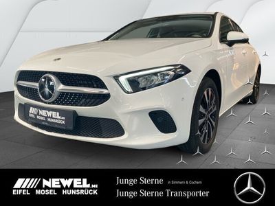 Gebraucht Mercedes A250 160 PS (117 kW) 2021 Polarweiß Limousine