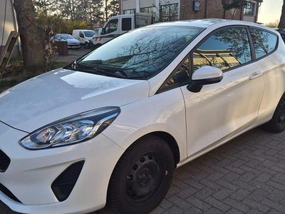 Gebraucht Ford Fiesta 70 PS (51 kW) 2019 Weiß Kleinwagen