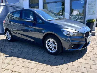 Gebraucht BMW 218 Basis 136 PS (100 kW) 2016 Grau Kombi