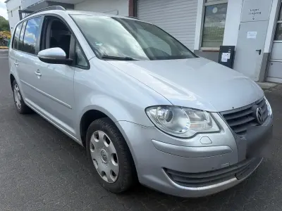 Gebraucht VW Touran 140 PS (102 kW) 2009 Silber Van / Kleinbus