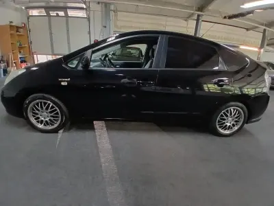 Gebraucht Toyota Prius Sol 77 PS (56 kW) 2006 Schwarz Kleinwagen