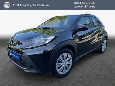 Gebraucht Toyota Aygo X Business Edition 72 PS (52 kW) 2024 Schwarz SUV