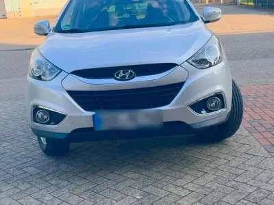 Gebraucht Hyundai ix35 135 PS (99 kW) 2013 Silber SUV