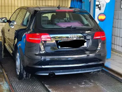 Gebraucht Audi A3 Attraction 140 PS (102 kW) 2011 Schwarz Kleinwagen