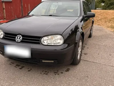 Gebraucht VW Golf IV 75 PS (55 kW) 2002 Schwarz Limousine