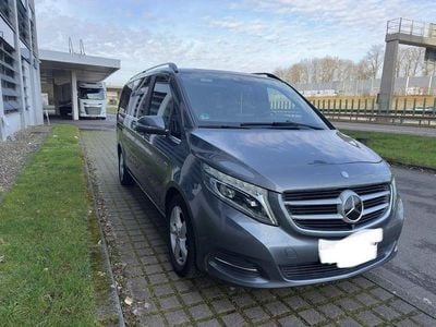 Gebraucht Mercedes V250 Avantgarde 190 PS (139 kW) 2015 Schwarz Van / Kleinbus