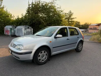 Gebraucht VW Golf IV 75 PS (55 kW) 1999 Silber Kleinwagen