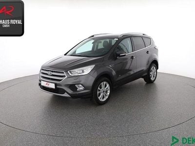 Gebraucht Ford Kuga 175 PS (128 kW) 2018 Grau SUV