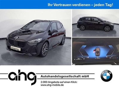 Gebraucht BMW 220 M Sport 150 PS (110 kW) 2025 Sapphirschwarz metallic Van / Kleinbus