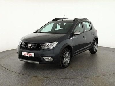 Gebraucht Dacia Sandero Prestige 90 PS (66 kW) 2018 Grau SUV