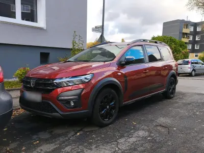 Gebraucht Dacia Jogger 101 PS (74 kW) 2022 Braun Van / Kleinbus