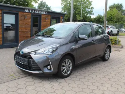Gebraucht Toyota Yaris Hybrid Comfort 75 PS (55 kW) 2017 Grau Limousine