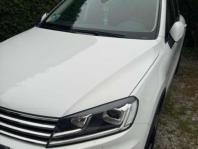 Używany VW Touareg Edition 204 KM (150 kW) 2017 Biały SUV
