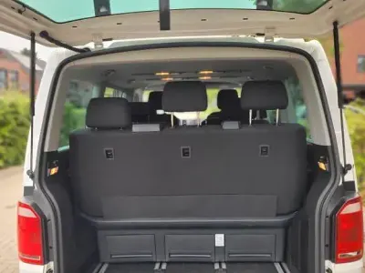 Gebraucht VW Multivan 150 PS (110 kW) 2019 Weiß Van / Kleinbus