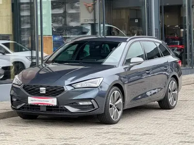 Gebraucht Seat Leon FR 150 PS (110 kW) 2022 Grau Limousine