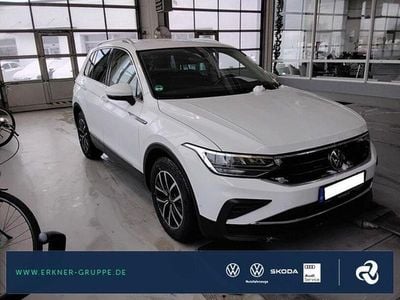 Weiß Gebraucht 2023 VW Tiguan Life SUV | 25.899 € (Guter Preis)