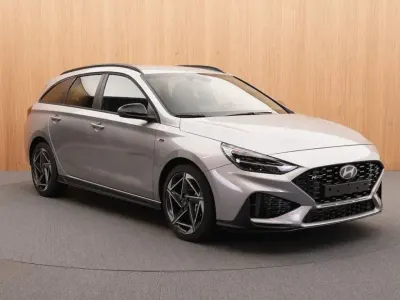 Ny Hyundai i30 N Line 140 HK (102 kW) 2025 Sølv Sedan