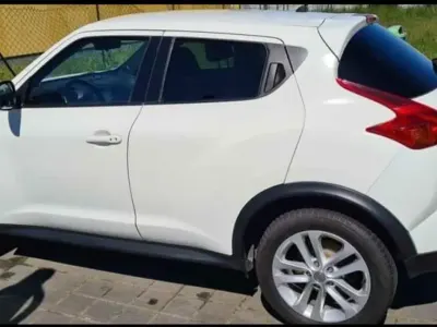 Gebraucht Nissan Juke 195 PS (143 kW) 2011 Weiß SUV