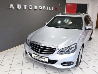 Silber Gebraucht 2015 Mercedes E220 Elegance Limousine | 14.800 € (Fairer Preis)