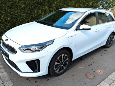 Gebraucht Kia Ceed Sportswagon Vision 141 PS (103 kW) 2021 Weiß Kombi