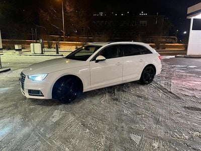 Gebraucht Audi A4 Premium 150 PS (110 kW) 2019 Weiß Kombi