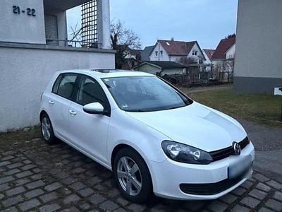 Usata VW Golf VI 105 CV (77 kW) 2011 Bianco Utilitaria