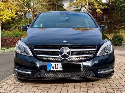 Mercedes B200