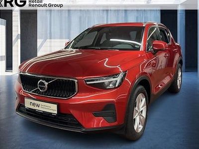 Begagnad Volvo XC40 Core 130 HK (95 kW) 2024 Röd SUV
