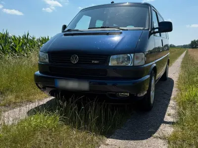Gebraucht VW Caravelle R 151 PS (111 kW) 2001 Blau Van